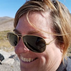 Meet your Posher, Carrie